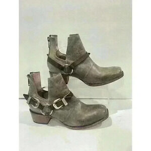 Freebird by Steven Truce Distressed Gray Leather Ankle Boots Harness SZ 11